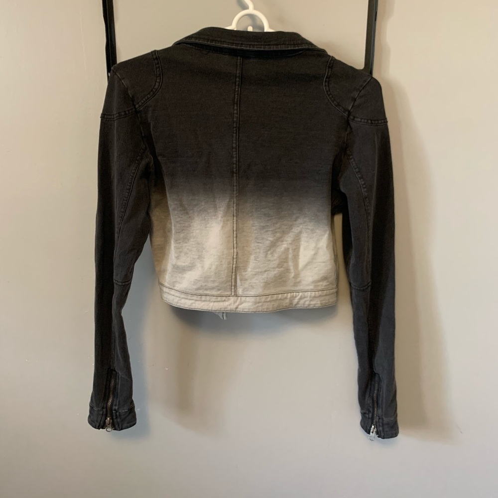 Cropped Jacket - Picture 2 of 2